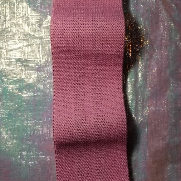 Perfect Peach Athletics - Picture 3 of 4